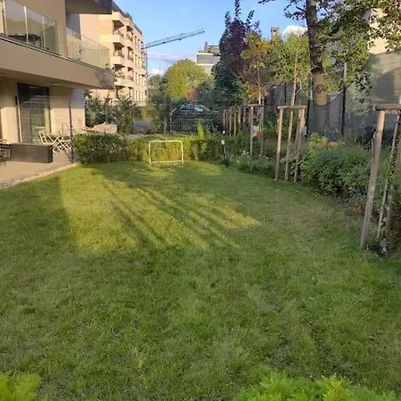 公寓 The Courtyard 2bdrm