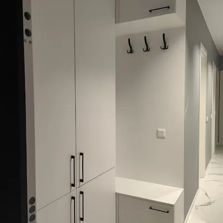 The Courtyard 2bdrm 索菲亞