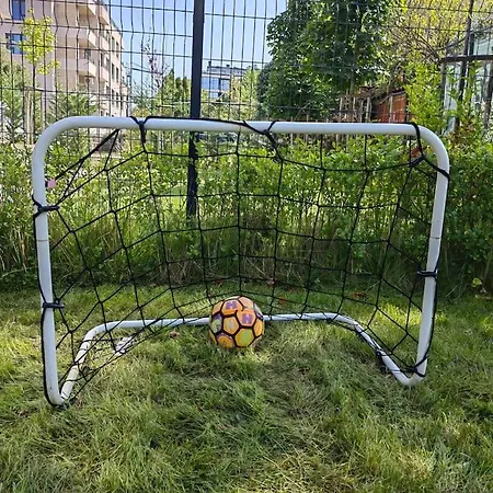 公寓 The Courtyard 2bdrm *