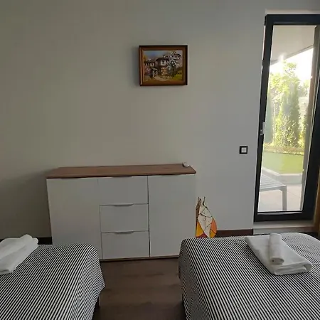 Apartment The Courtyard 2bdrm Sofia