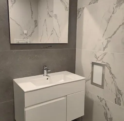 アパート The Courtyard 2bdrm ソフィア