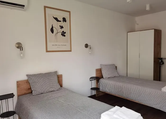 The Courtyard 2bdrm ソフィア